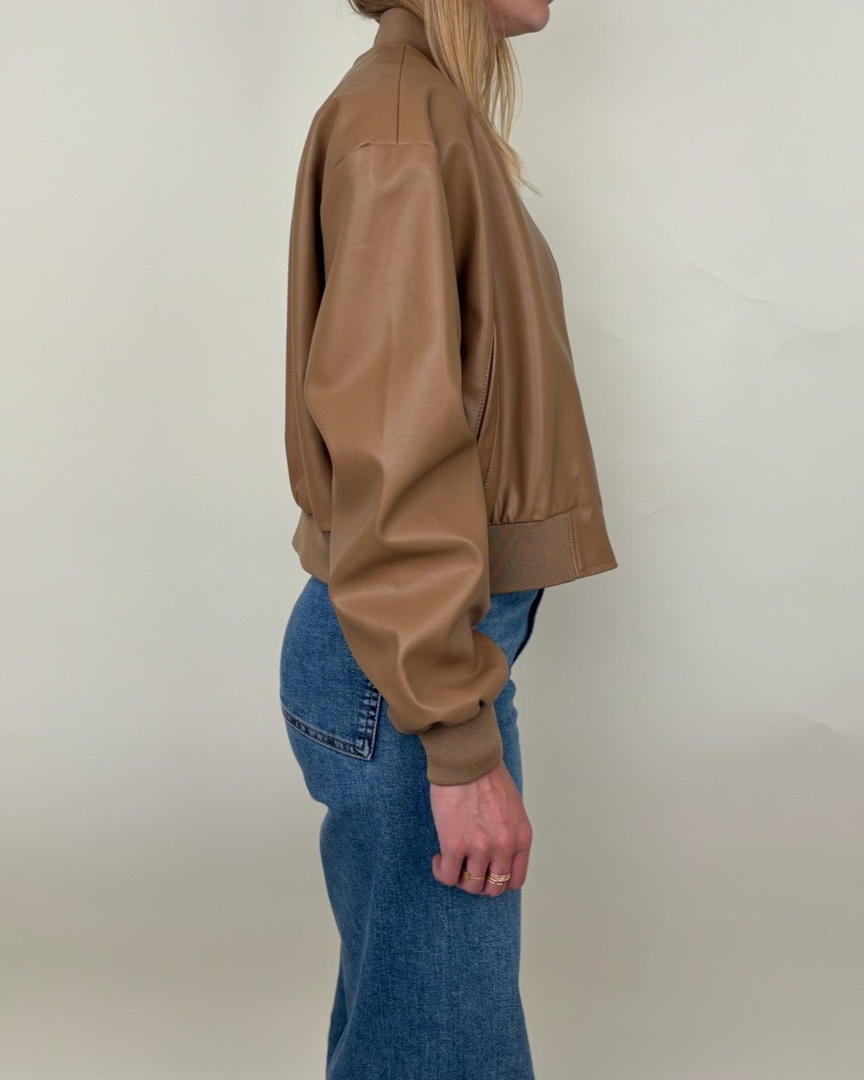 Blouson bomber en similicuir