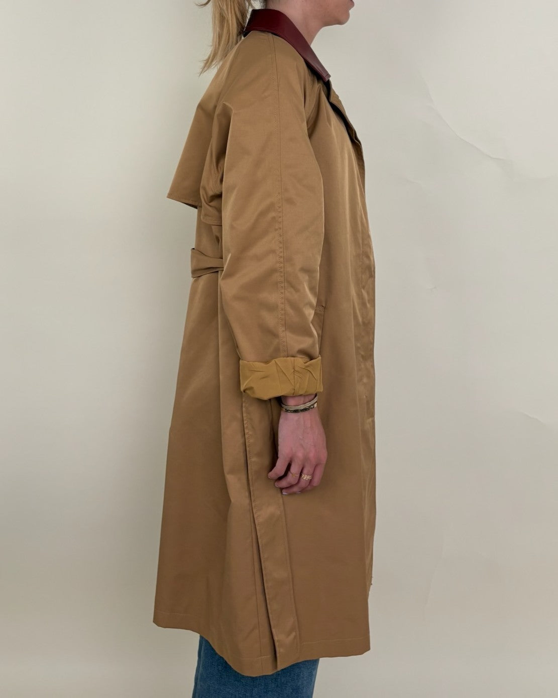 Trench avec col contrasté