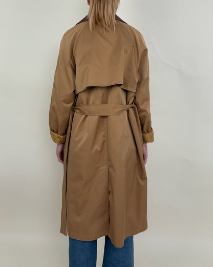 Trench avec col contrasté