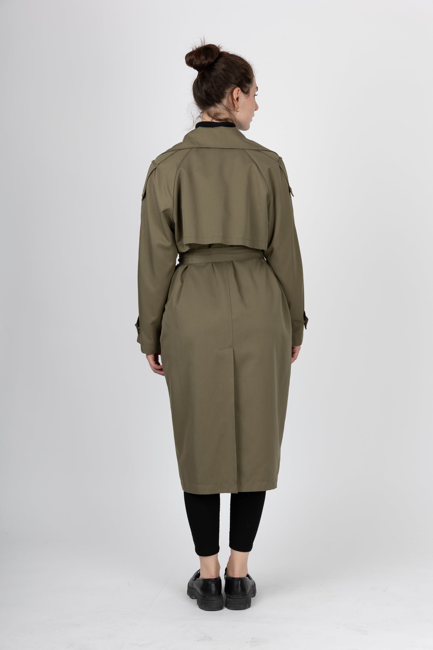 Long trench coat with snap buttons