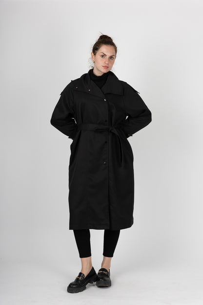 Long trench coat with snap buttons