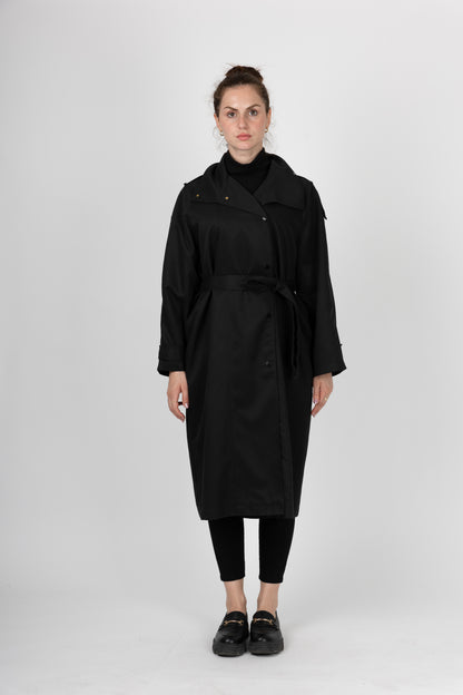 Long trench coat with snap buttons